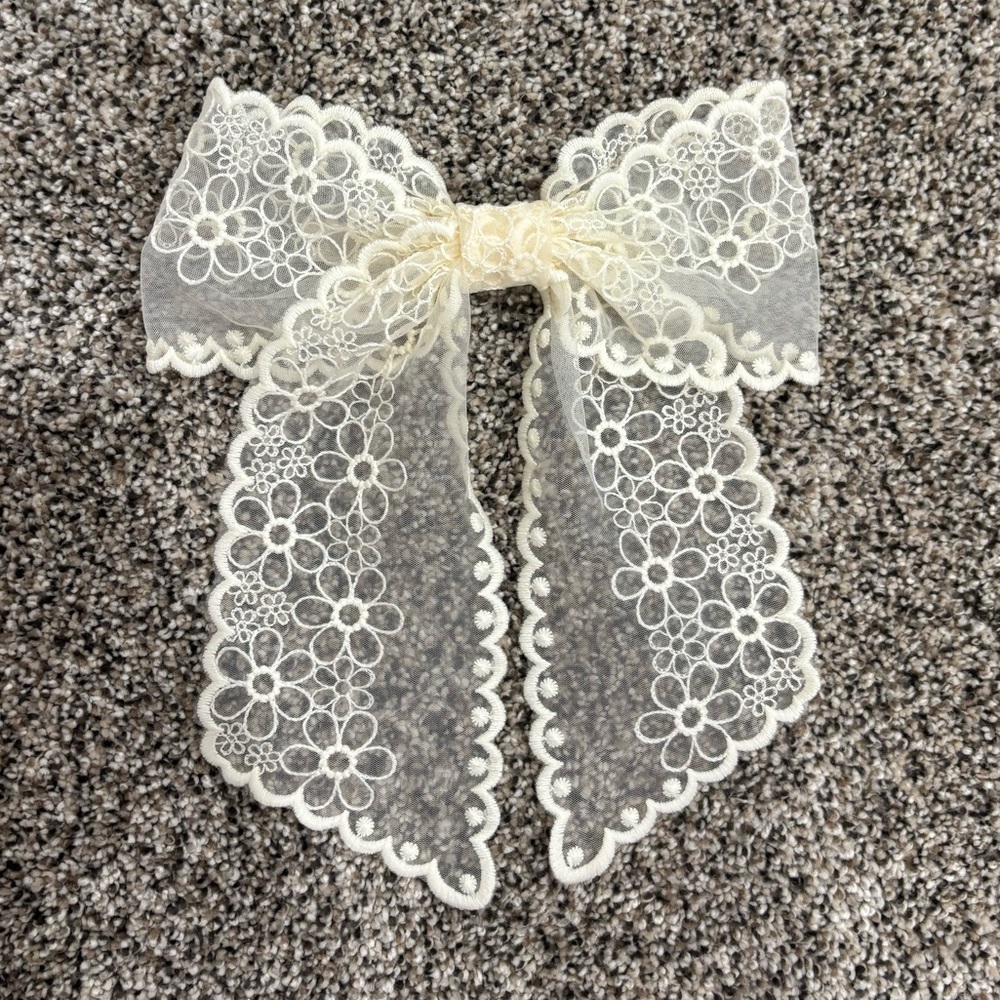 Elegant Cream Lace Hair Bow Barrette